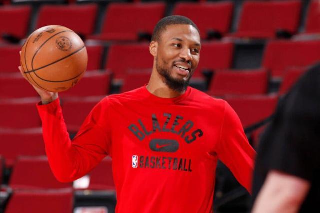 开云体育-接受手术意味放弃赛季？利拉德：不会为选秀权打球