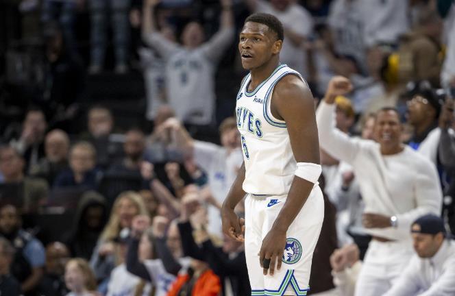 开云体育-5战1胜4负!火箭队雪上加霜!背靠背对阵森林狼,航天城难逃2连败