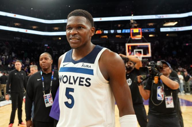 开云体育-5战1胜4负!火箭队雪上加霜!背靠背对阵森林狼,航天城难逃2连败