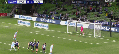 开云体育-墨尔本城2-1逆转奥克兰FC,卡普托点射,梅梅蒂破门