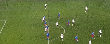 开云体育-【世预赛】穆勒+萨内双响 罗伊斯1射2传 德国9比0胜