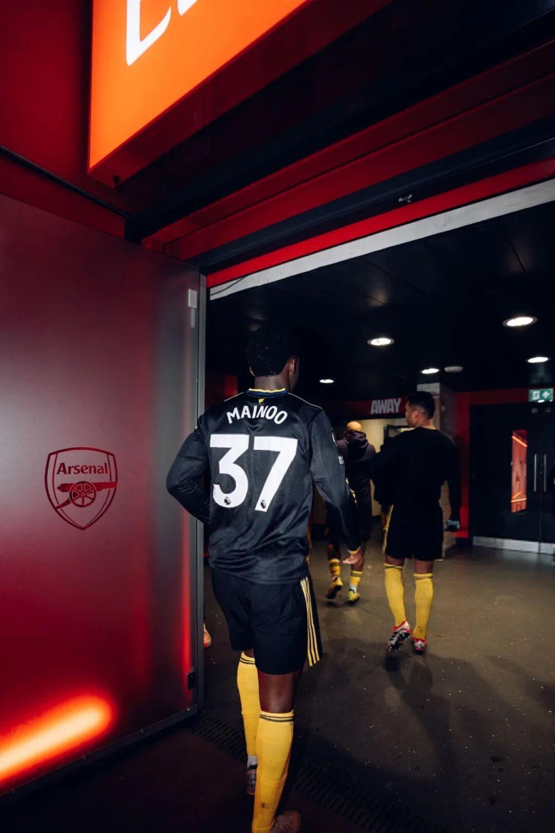 开云体育-星报:B费将在赛季结束后再决定自己的未来;罗马诺:曼联将全力推进梅努的续约