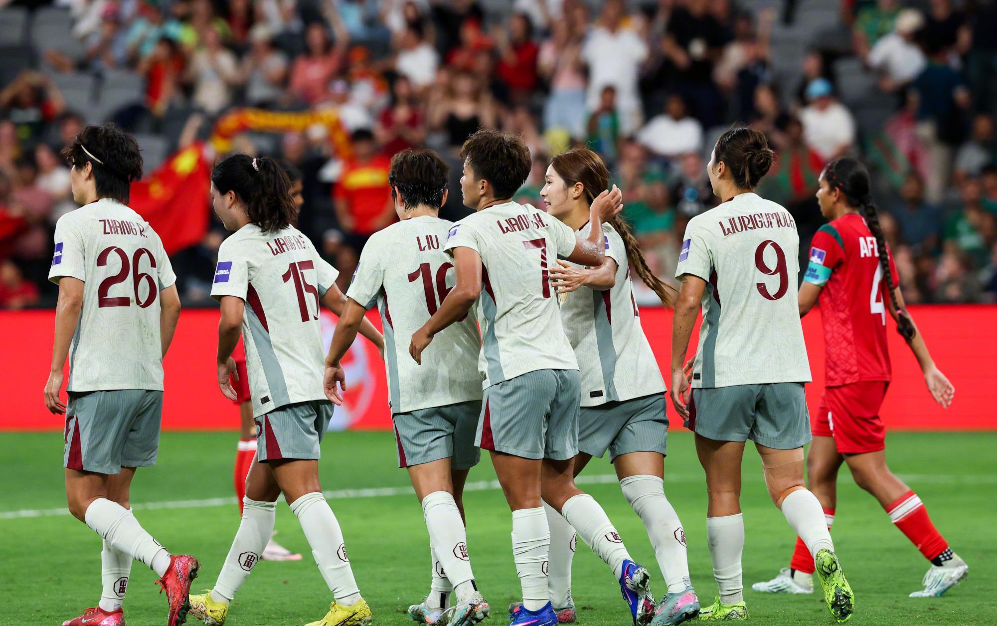 2-0开门红!中国女足赢球赛后却传2坏消息,网友:和男足看齐了!