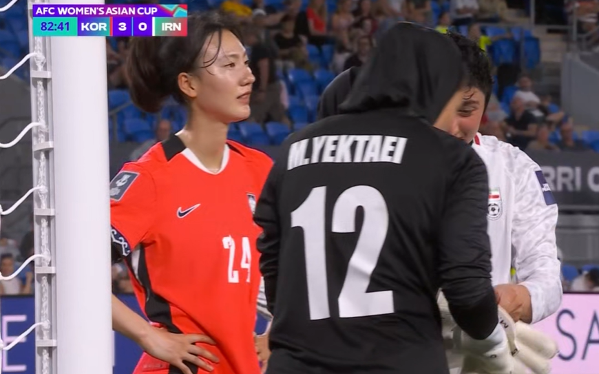 女足亚洲杯太疯狂:韩国3-0制造首个惨案!中国队卫冕首秀5-0起步