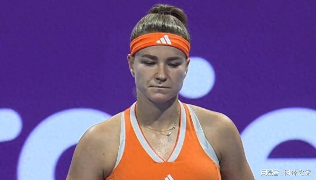 女单最意外比赛诞生！斯瓦泰克送蛋横扫火娃，追平两大名宿纪录