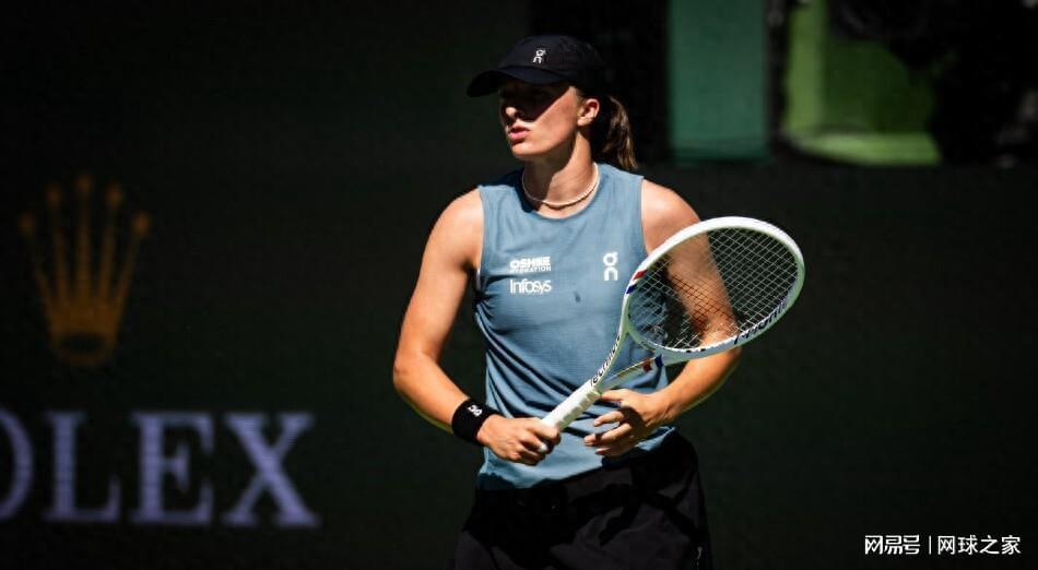 女单最意外比赛诞生！斯瓦泰克送蛋横扫火娃，追平两大名宿纪录